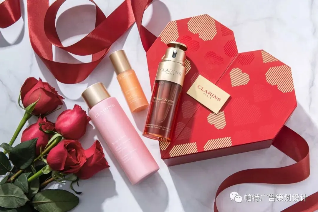 帕特出品 法国奢侈化妆品娇韵诗 节日营销视觉包装案例