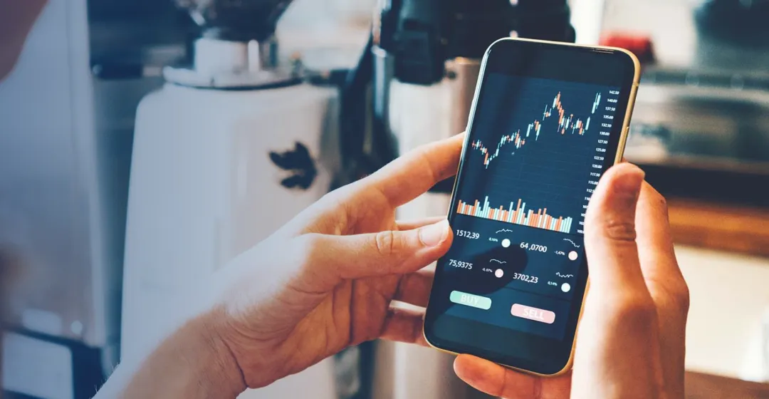 重磅|BAT 一边退出法国营销、一边重押 CBD 转债:烟草巨头正在给全行业上一堂 “生死转型课”