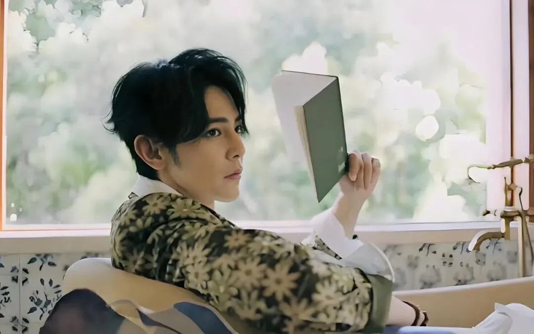 3小时骗走5亿阅读量,这个男明星把“营销”玩成了观众求着被套路