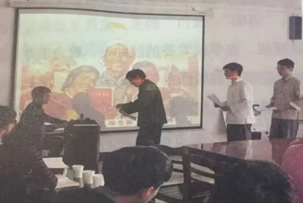 他山之石 | 安徽工业大学计算机科学与技术学院软件工程系教师党支部——党员面对面心贴心,学习效果实打实