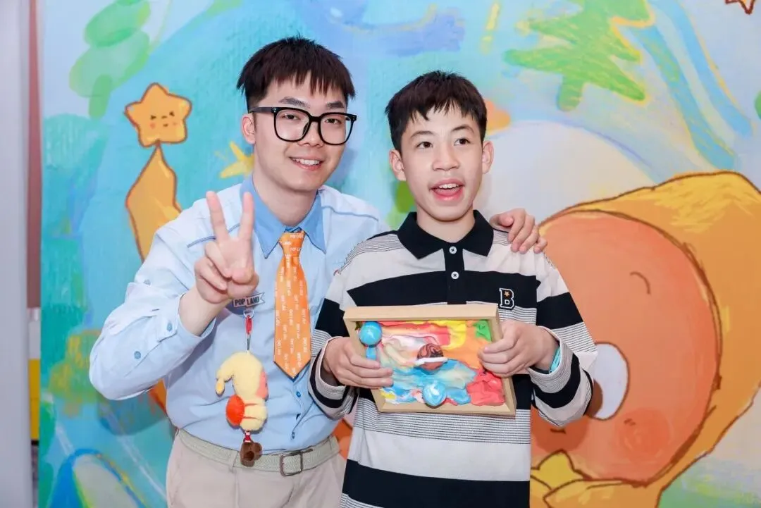 品牌营销动向(一)「辛芷蕾成为 73 Hours 品牌代言人」