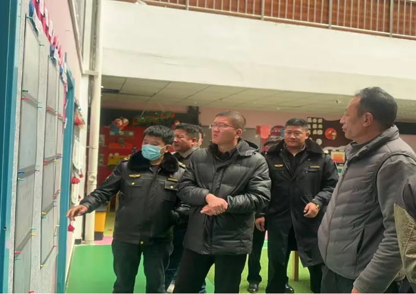 杂多县市场监督管理局主管县长带队开展校园食品安全专项检查