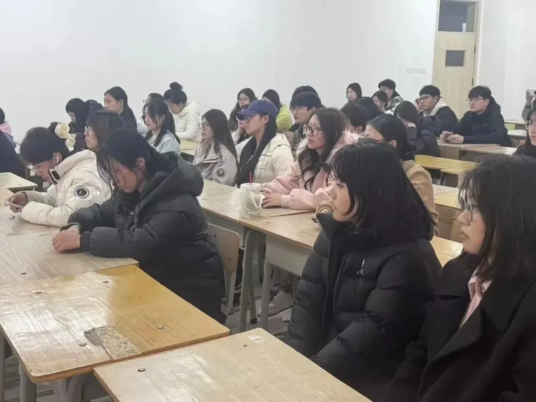 王文畅:从学术深耕到职教一线,助力管理营销融合创新