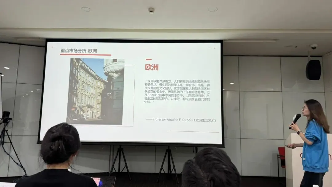 破解出海营销人才之困:北工商广告系师生走进昌荣传媒