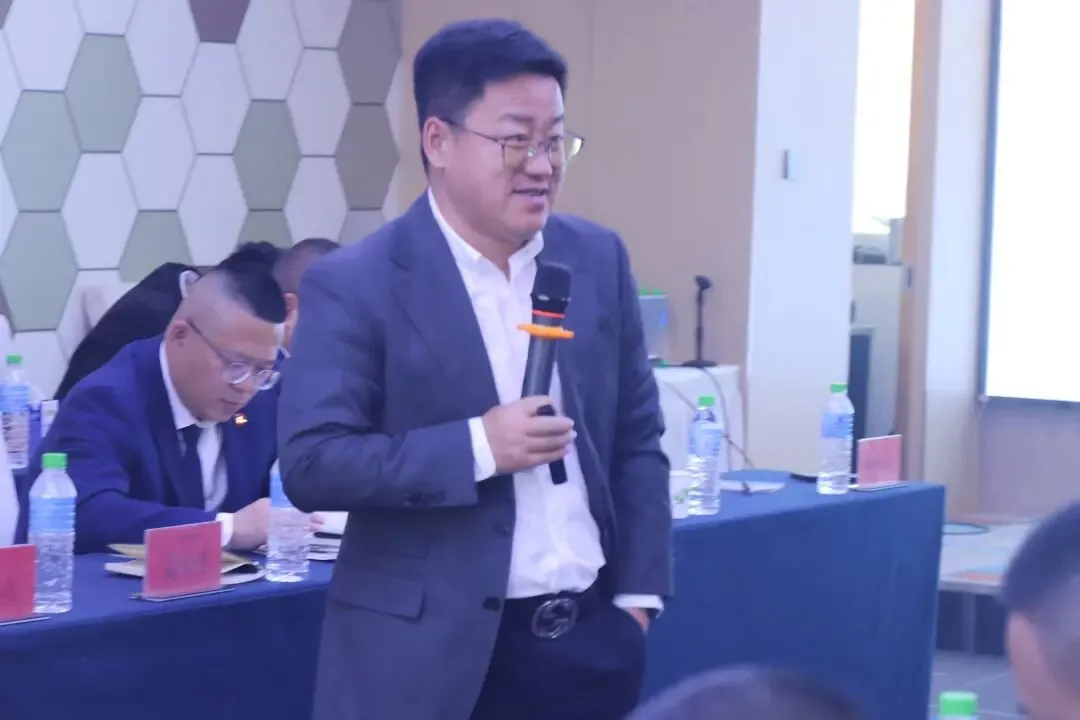 仁和中方甘肃省区四月份营销例会