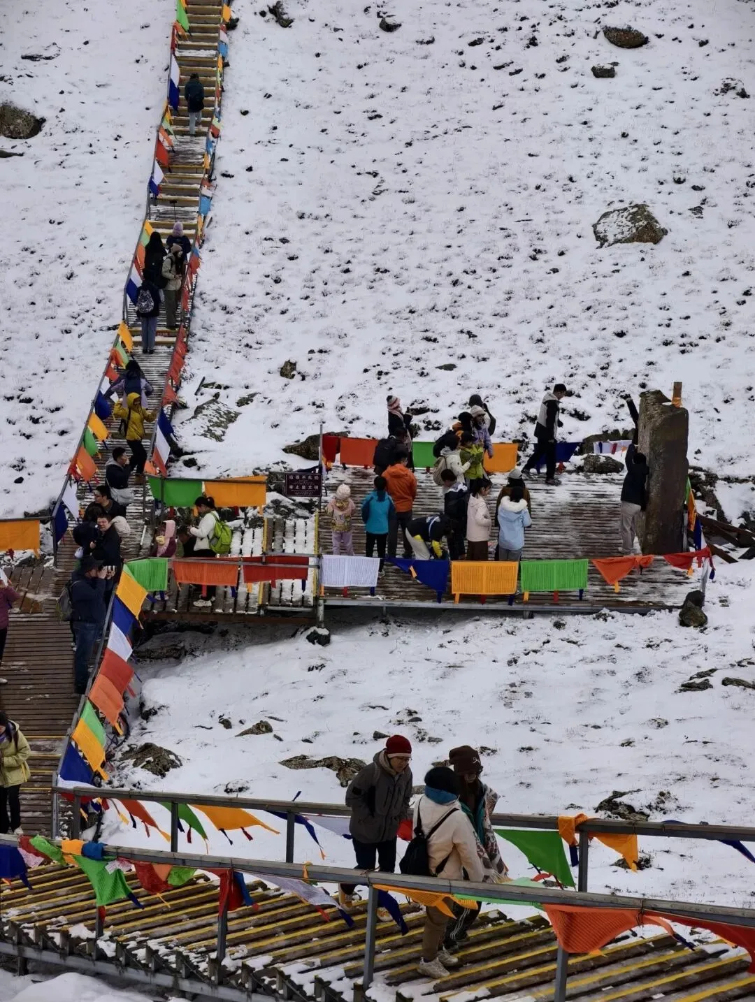 肃南:文旅市场暖意融融