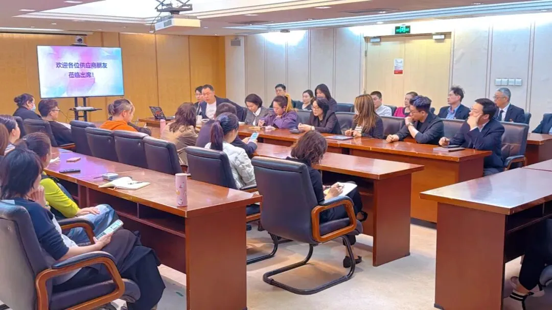 燕莎商城携手头部品牌备战“五一”营销