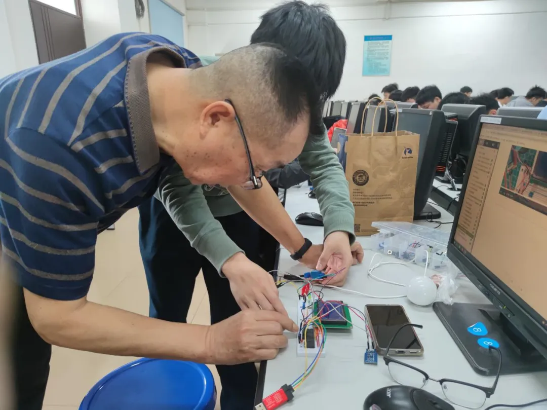 【教授说专业】计算机学院计算机科学与技术专业