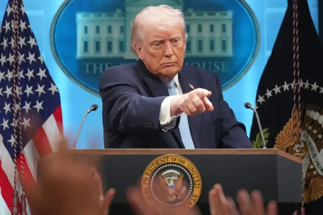 预警!资本市场最大黑天鹅:川普又发推特了