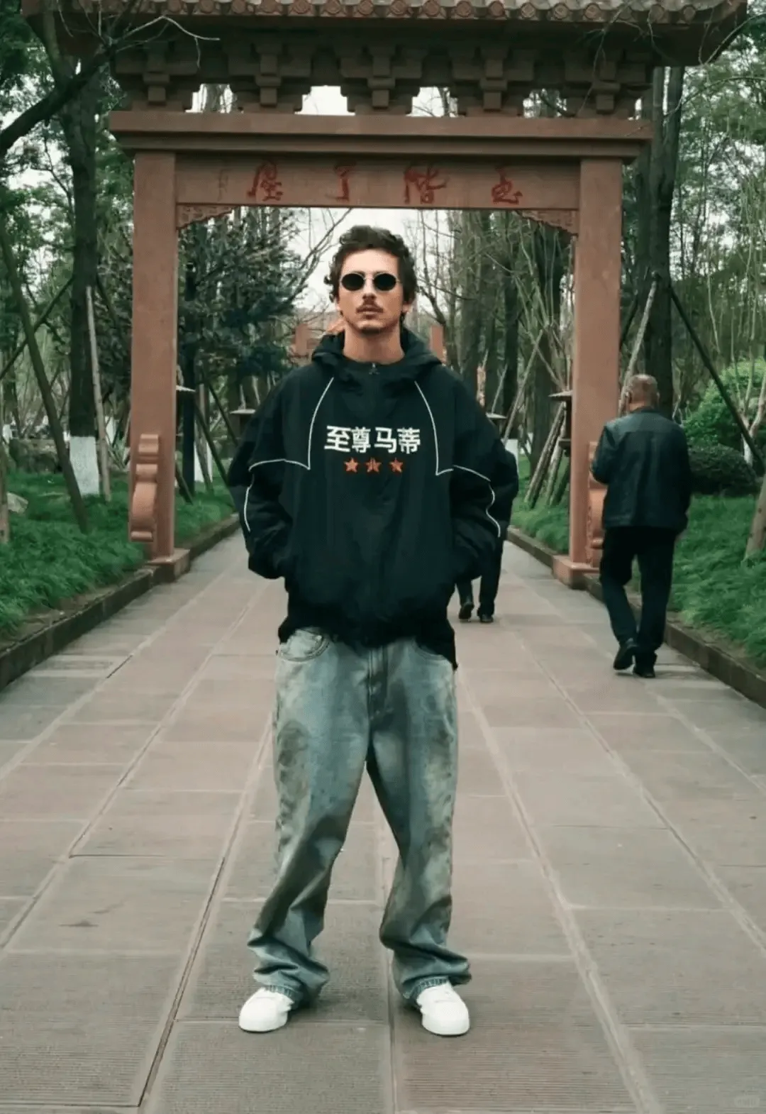 一部颗粒无收的电影,却是商业营销的奇迹