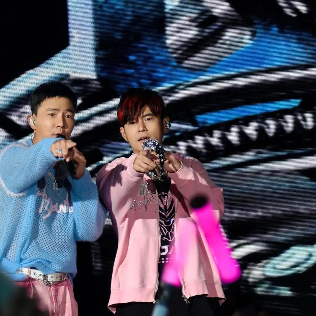 别让营销号带偏!周杰伦演唱会争议背后,真相与法律红线在此