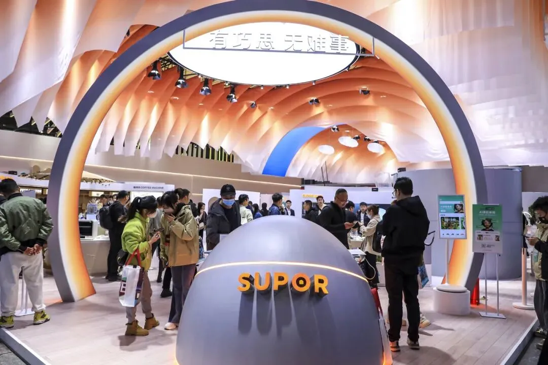 苏泊尔19亿营销费侵蚀归母净利降6.6% 四年赚86亿分红近百亿大股东拿走82亿