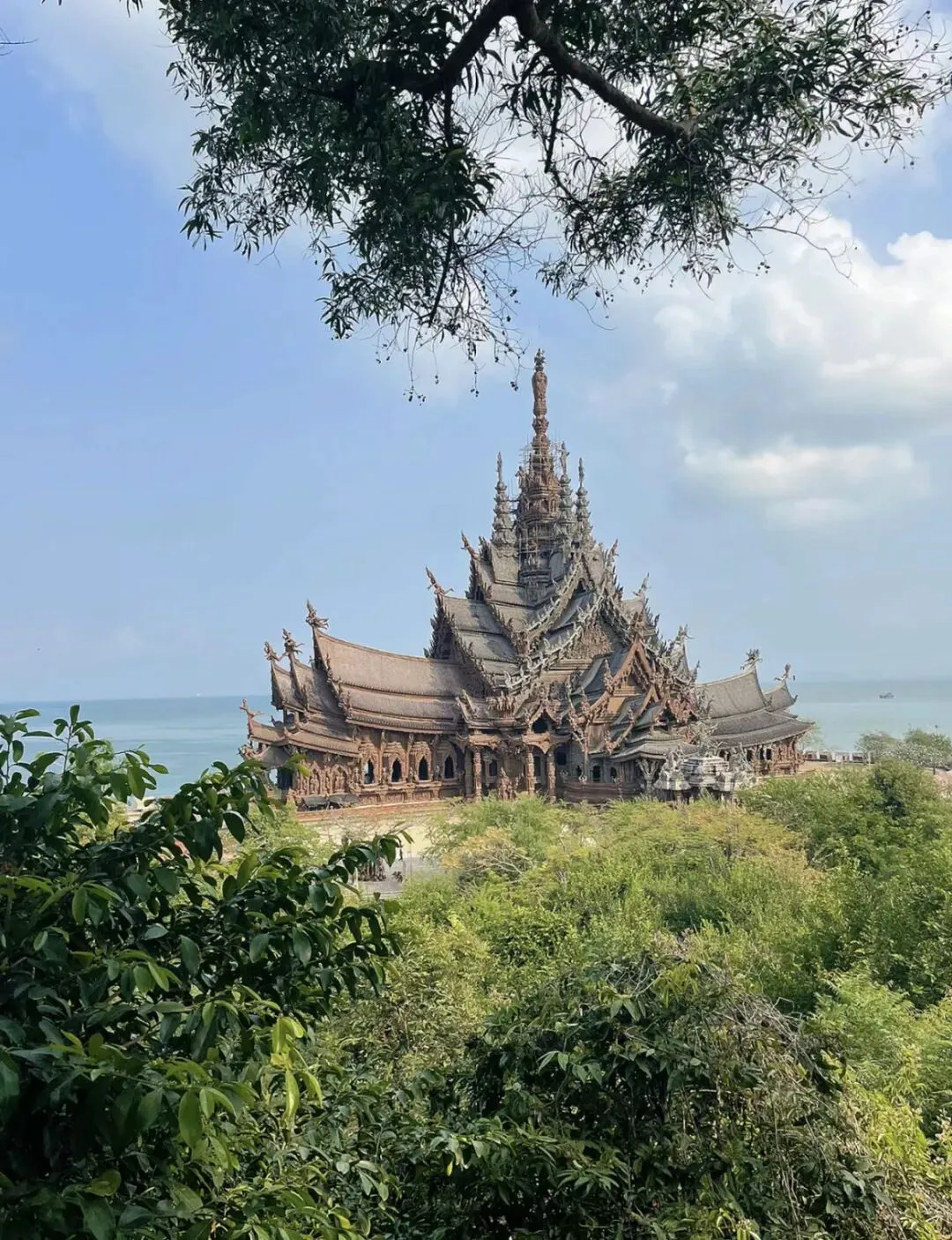 市场独家!游客好评!4月25日成团增城有全陪!网红泰国6天品质纯玩,轻松度假入住国际五星酒店-曼谷-美功铁道-丹嫩沙朵-真理寺