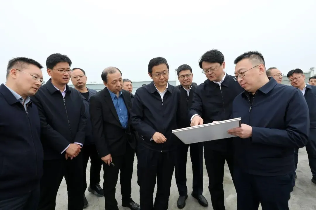 全力推动房地产市场平稳健康发展 区领导调研房地产高质量发展工作