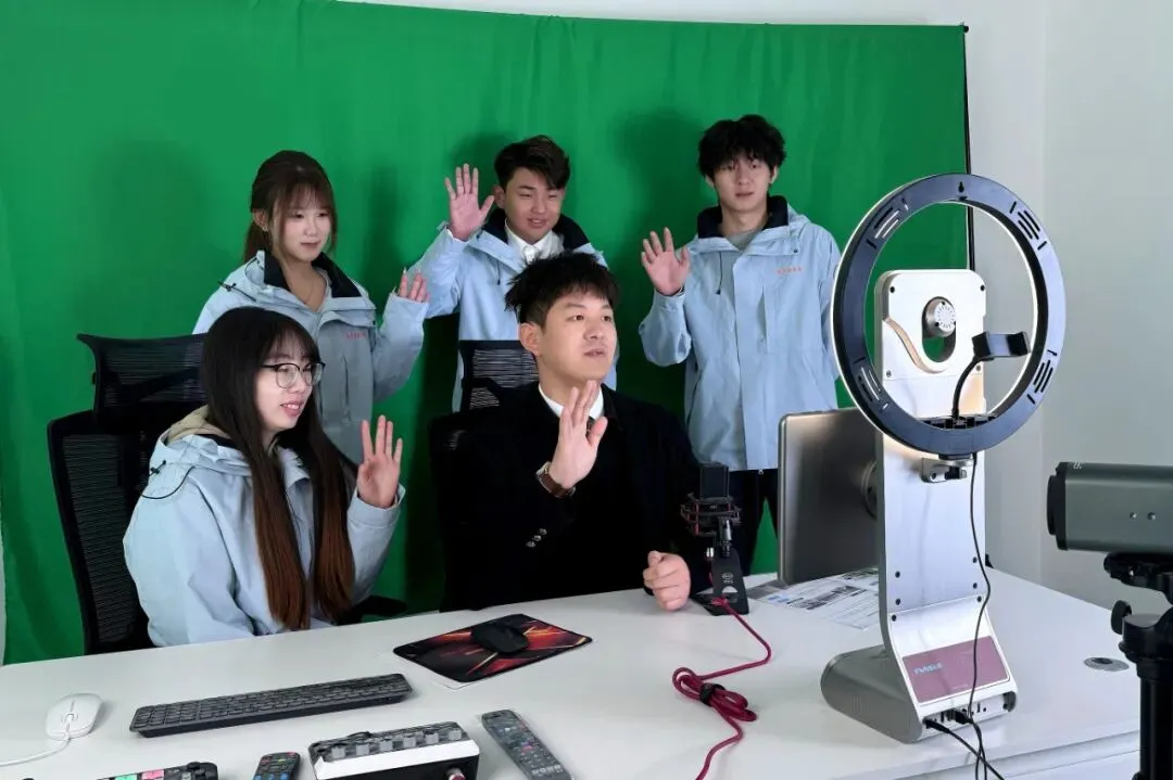 网络营销与直播电商:别再说我是“喊麦卖货”的!