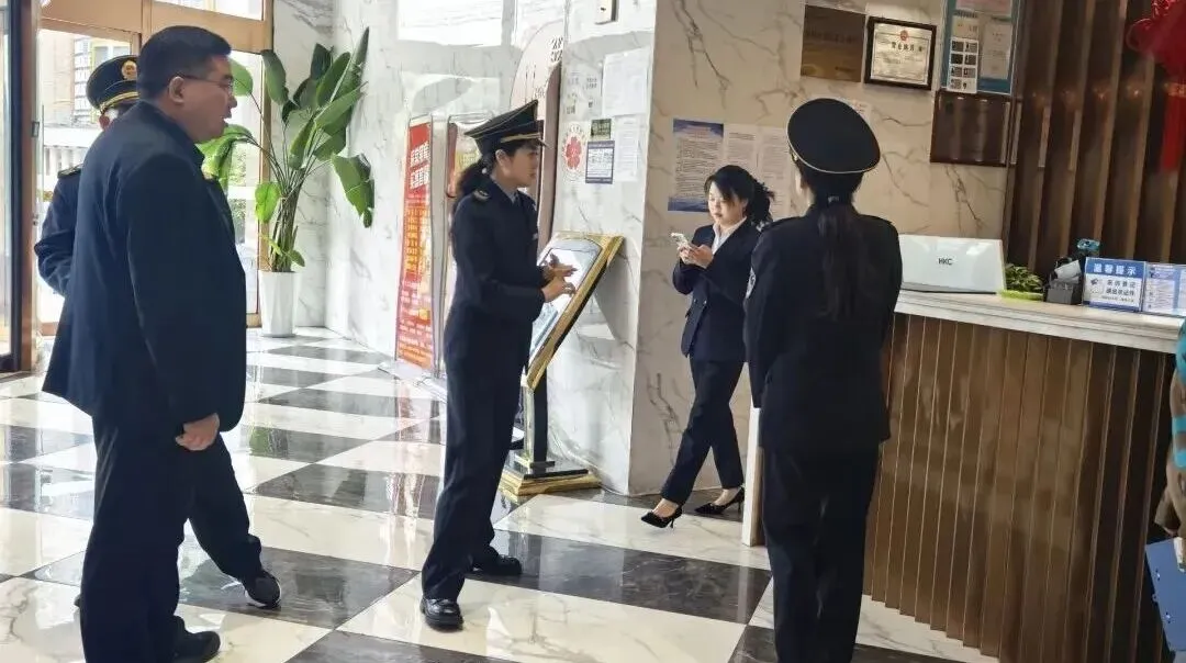 市疾控中心联合市市场监管局开展中心城区宾馆旅店“双随机、一公开”抽查工作