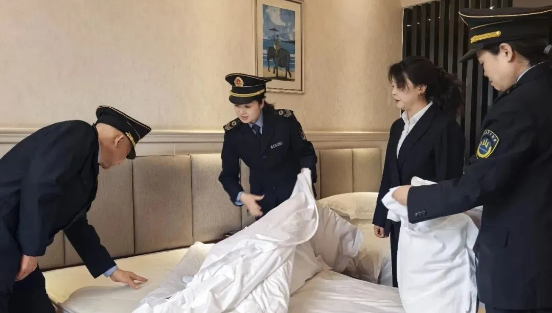 市疾控中心联合市市场监管局开展中心城区宾馆旅店“双随机、一公开”抽查工作