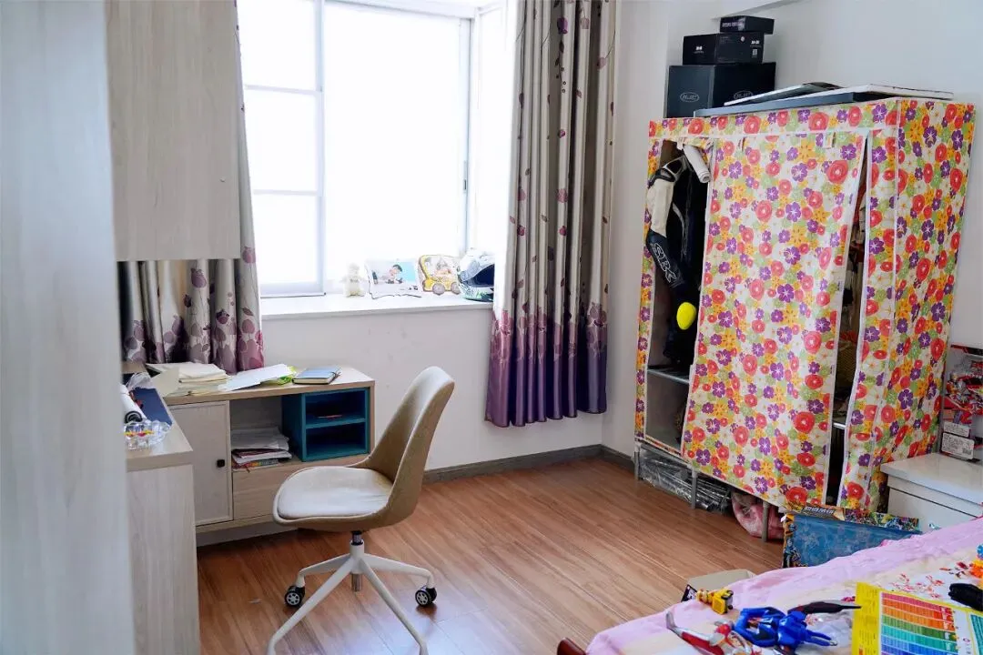 227.金农综合市场精装3室138m²(带家具) 59万