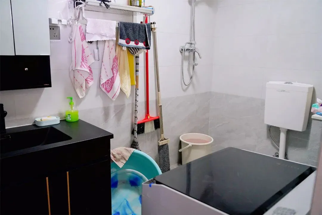 227.金农综合市场精装3室138m²(带家具) 59万