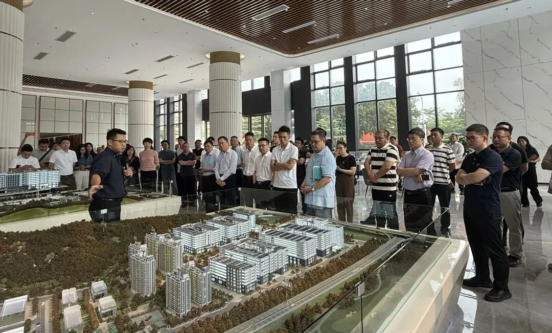 莞民投举办全员营销专题培训 全面启动2026年强销售攻坚行动