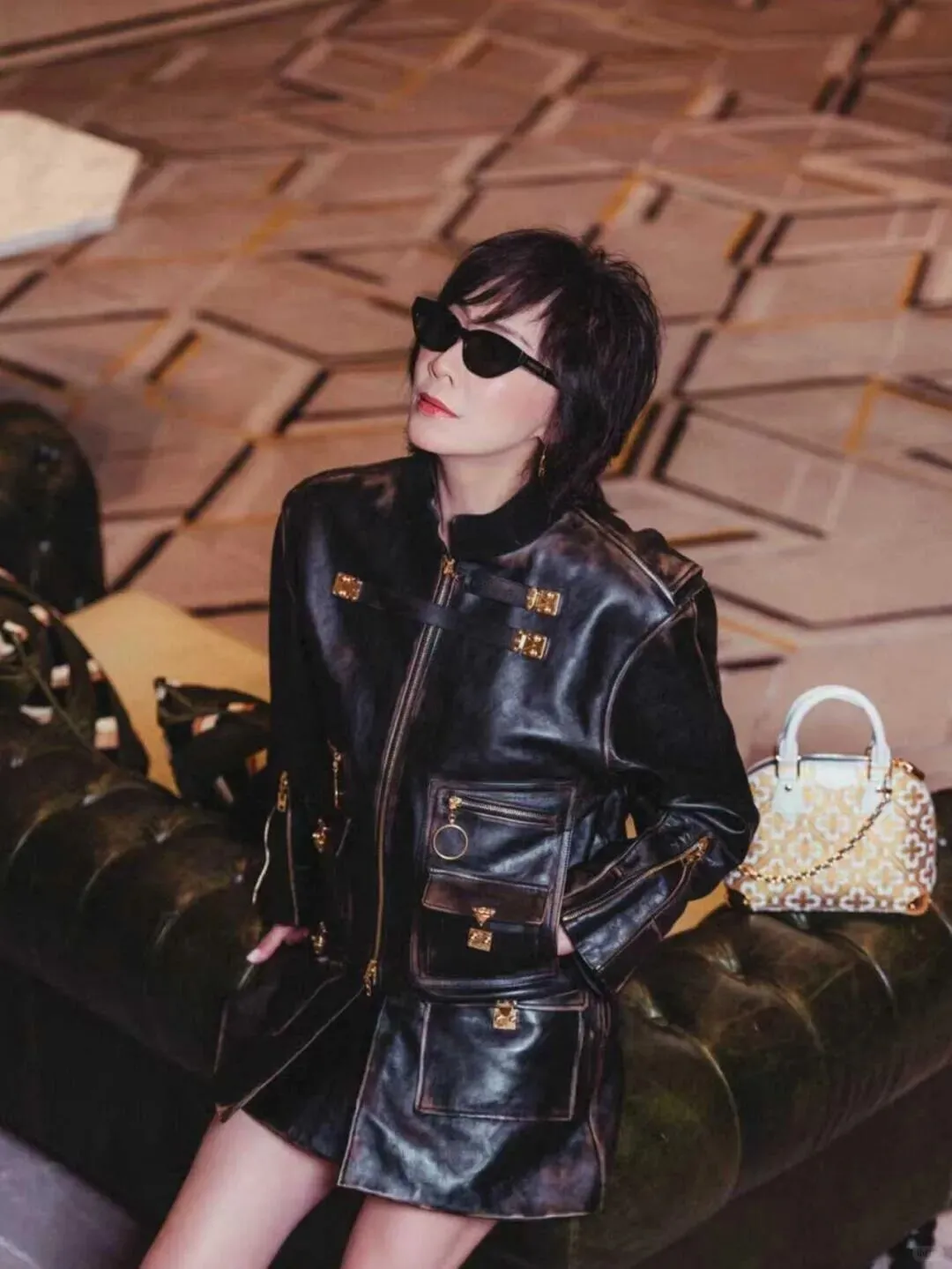 不打烊艺术周刊第23期:这个春天,品牌营销集体“不务正业”