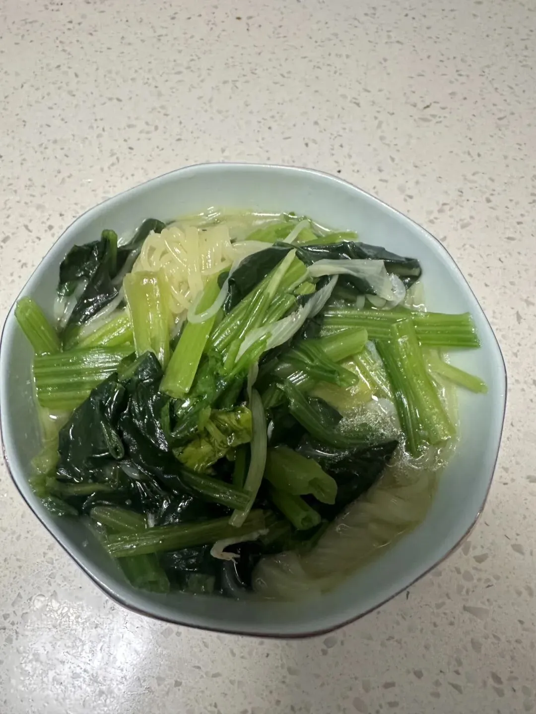 市场买的玉田烧饼们和家常朝鲜面��好吃