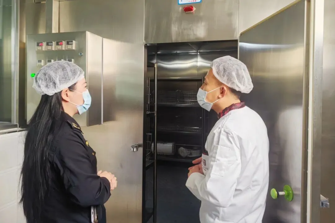 你的食药安全,我们全程把关!广内市场所专项检查为校园健康持续护航