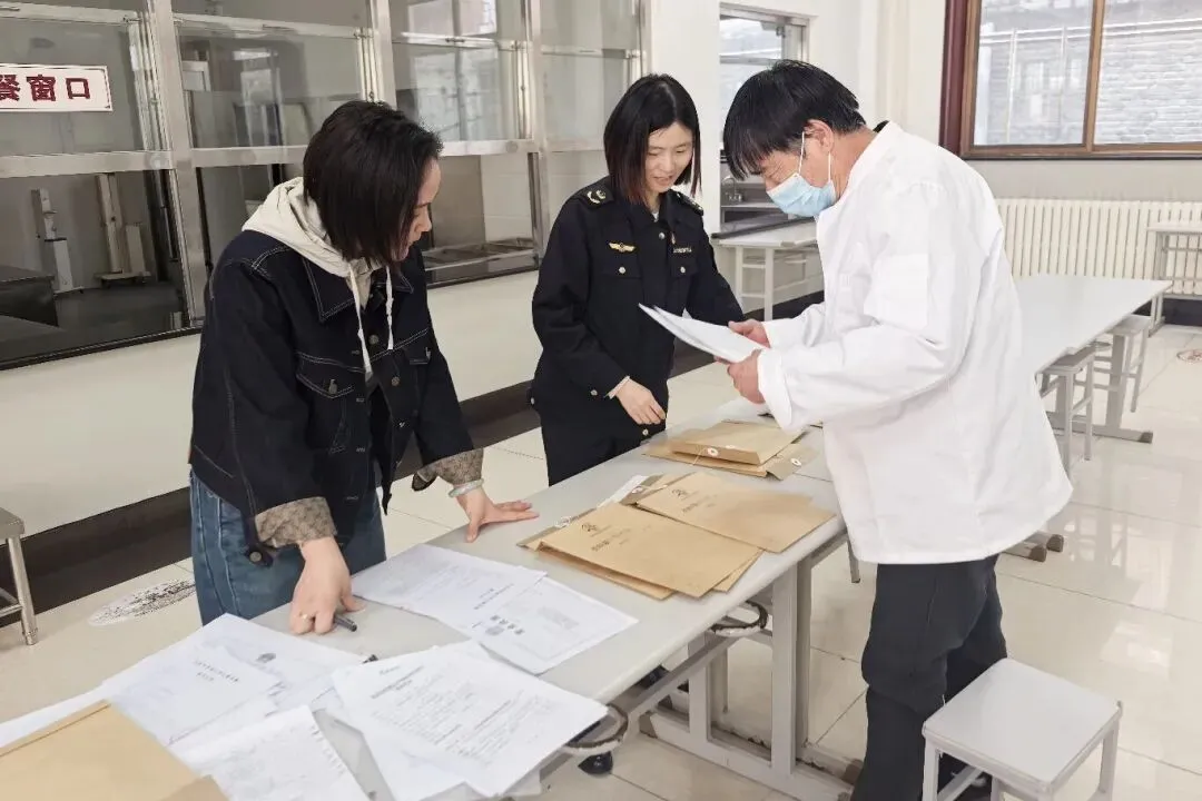 你的食药安全,我们全程把关!广内市场所专项检查为校园健康持续护航