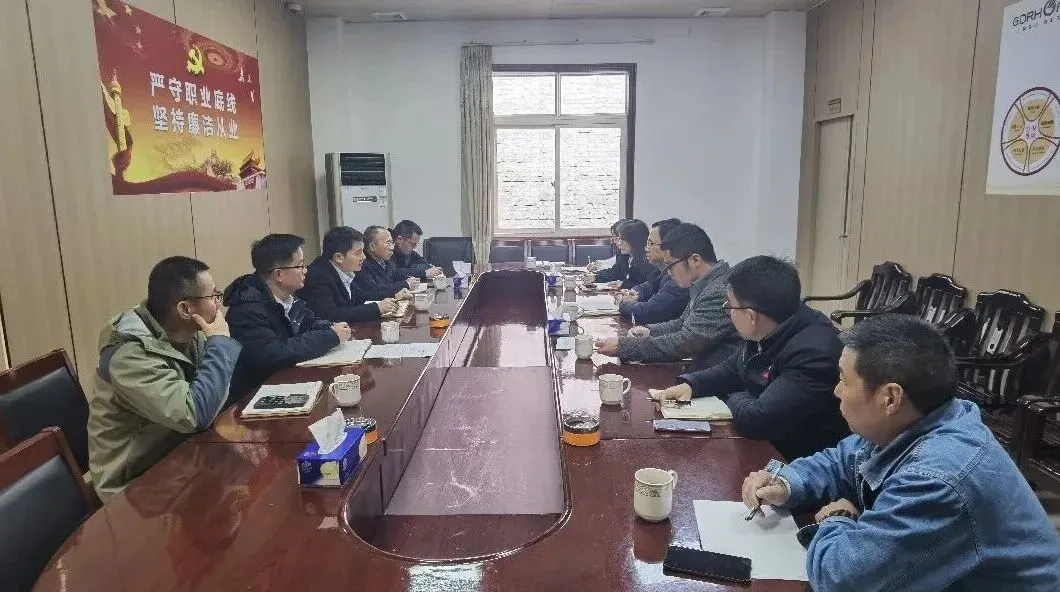 【平安宝山】营销中心全方位筑牢雨季“安全堤”