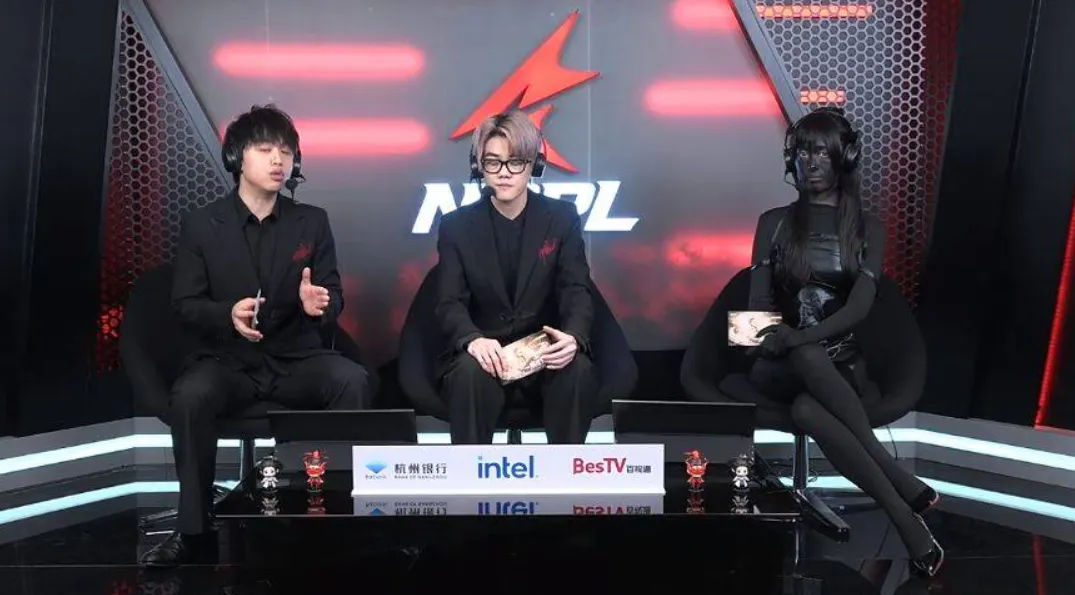 永劫女解说穿衣争议,营销号能不能别硬带了?