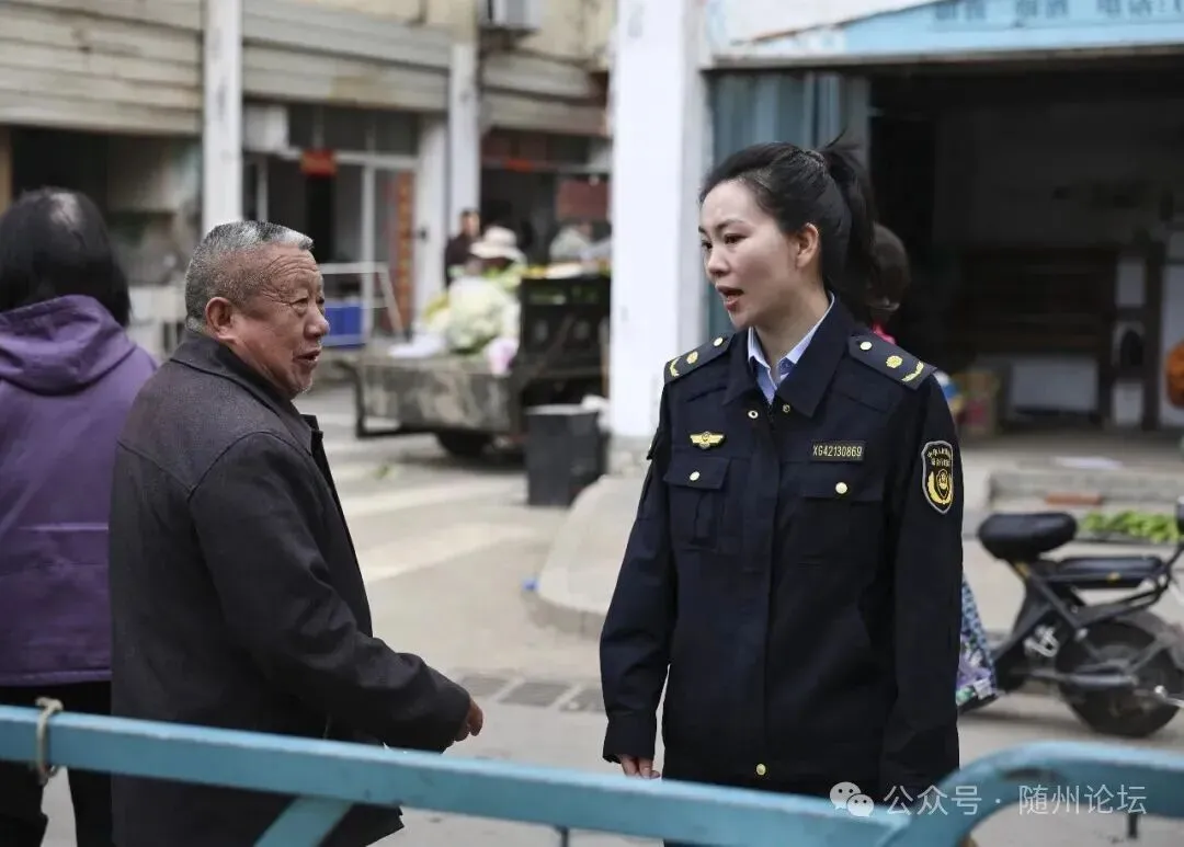 终于不堵了!鹿鹤市场南端道路大变样