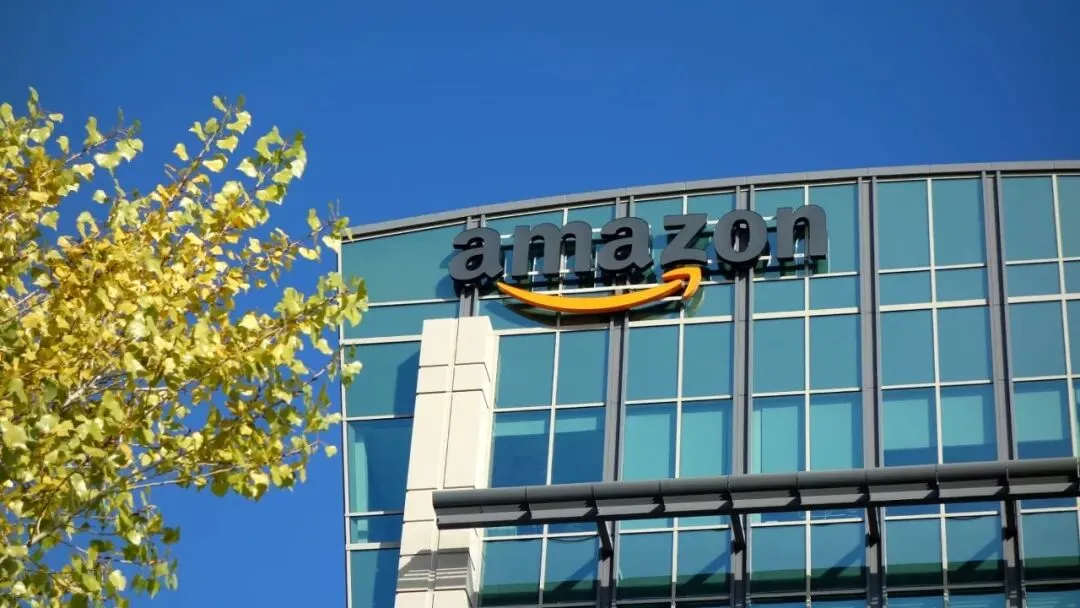 亚马逊或向第三方销售自研芯片;体彩年交易额有望突破1.1万亿;2月美国消费支出近乎停滞;CoreWeave与Meta达成巨额协议