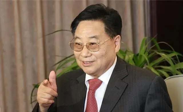 曾年销售80亿的“巨无霸”,却在1年内崩盘:这家曾创造神话的山东企业,可惜了