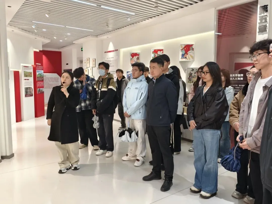 【计算机科学与技术系】初心向党|计科系赴山西自然博物馆国家安全教育实践基地开展“青春护航新时代同心守护国家安全”主题实践教育活动