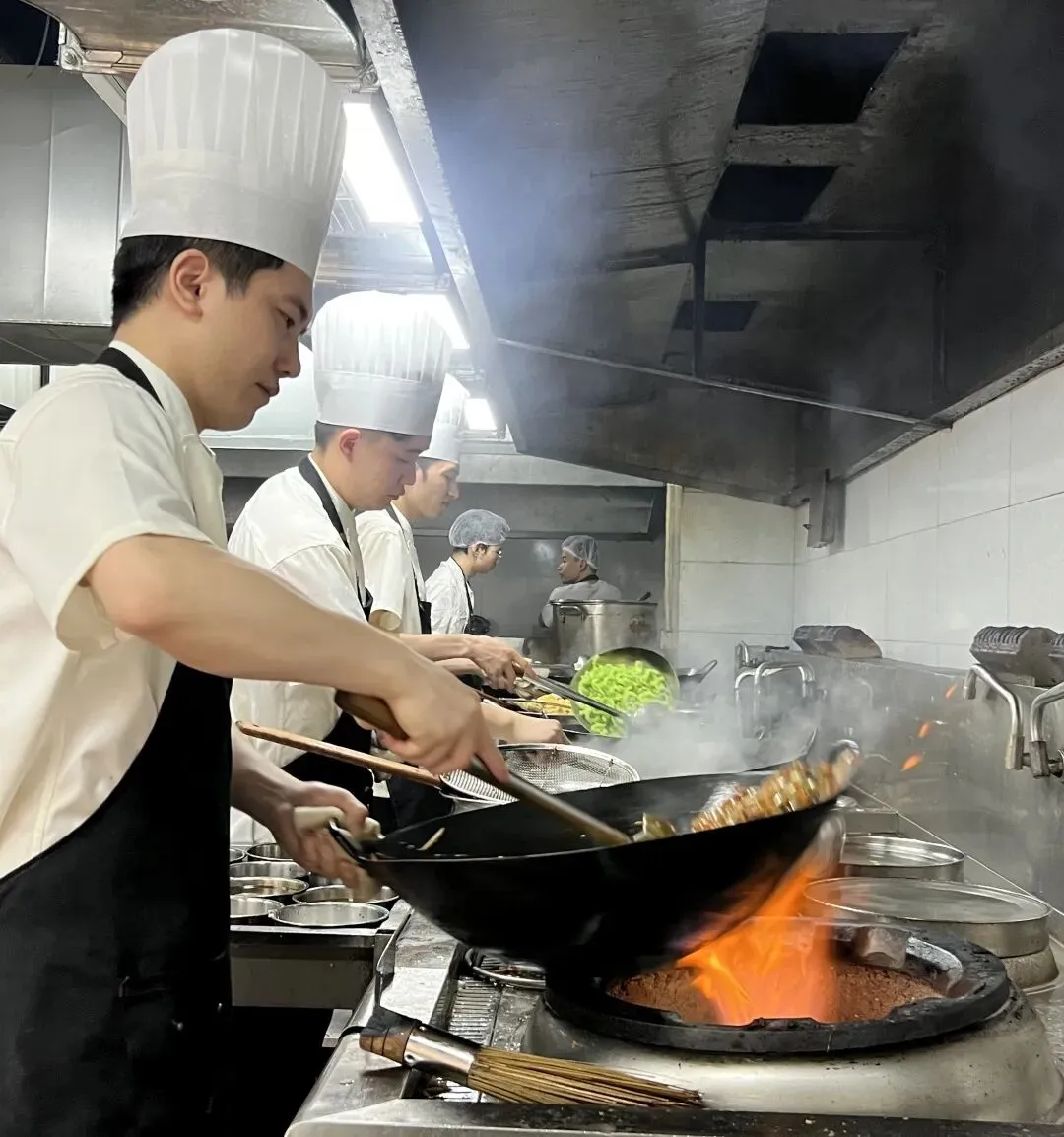 初心如磐,赋能前行|叶美丽线上营销再升级,直播 + IP 齐发力,与加盟商共赴新程