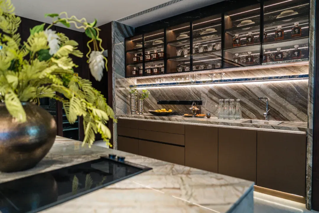 【官方直售】露香园天誉XX营销中心 24 小时热线 | 预约看房享专属折扣 | 楼盘测评 + 实时房价更新