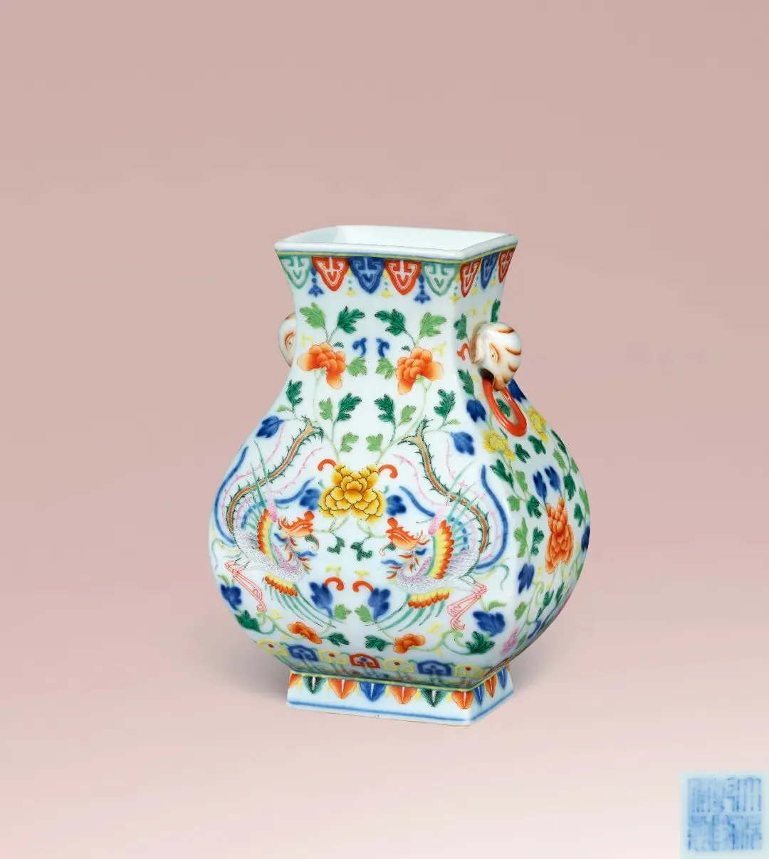 【嘉德香港•春拍】领跑市场丨瓷器工艺品五大专场总揽3.3亿港元!