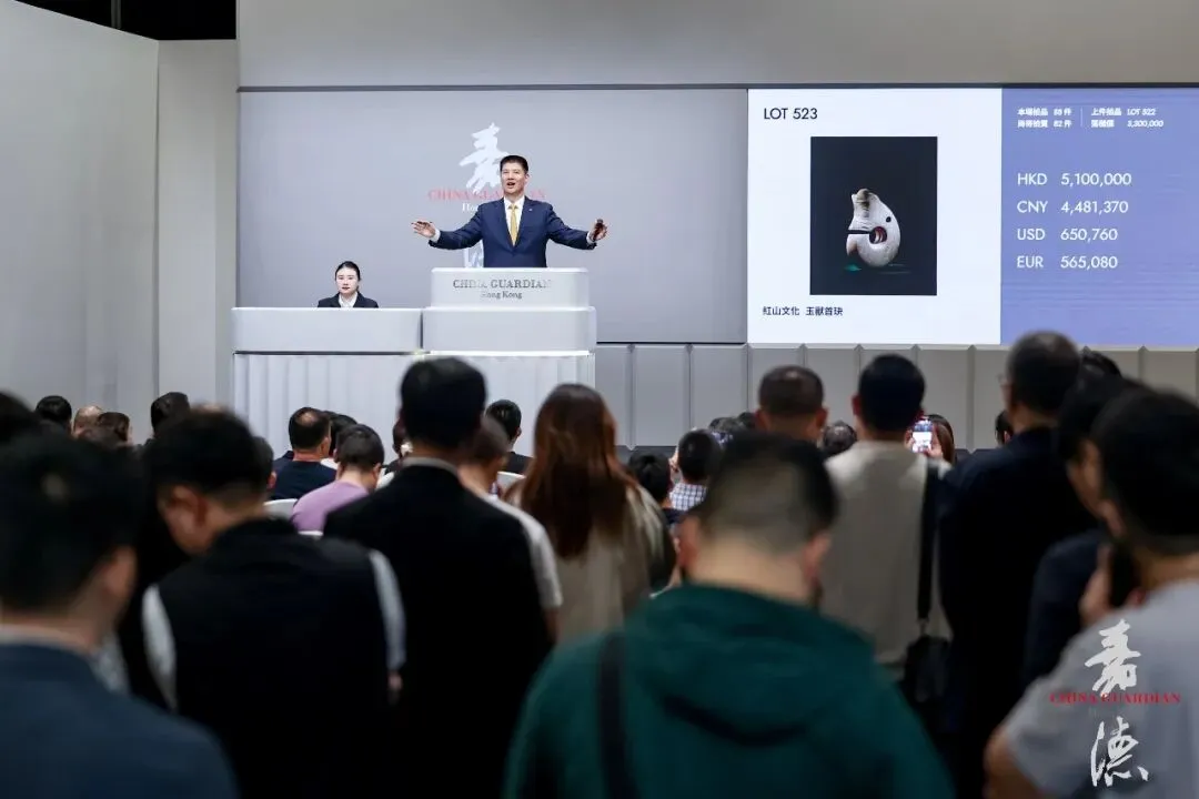 【嘉德香港•春拍】领跑市场丨瓷器工艺品五大专场总揽3.3亿港元!
