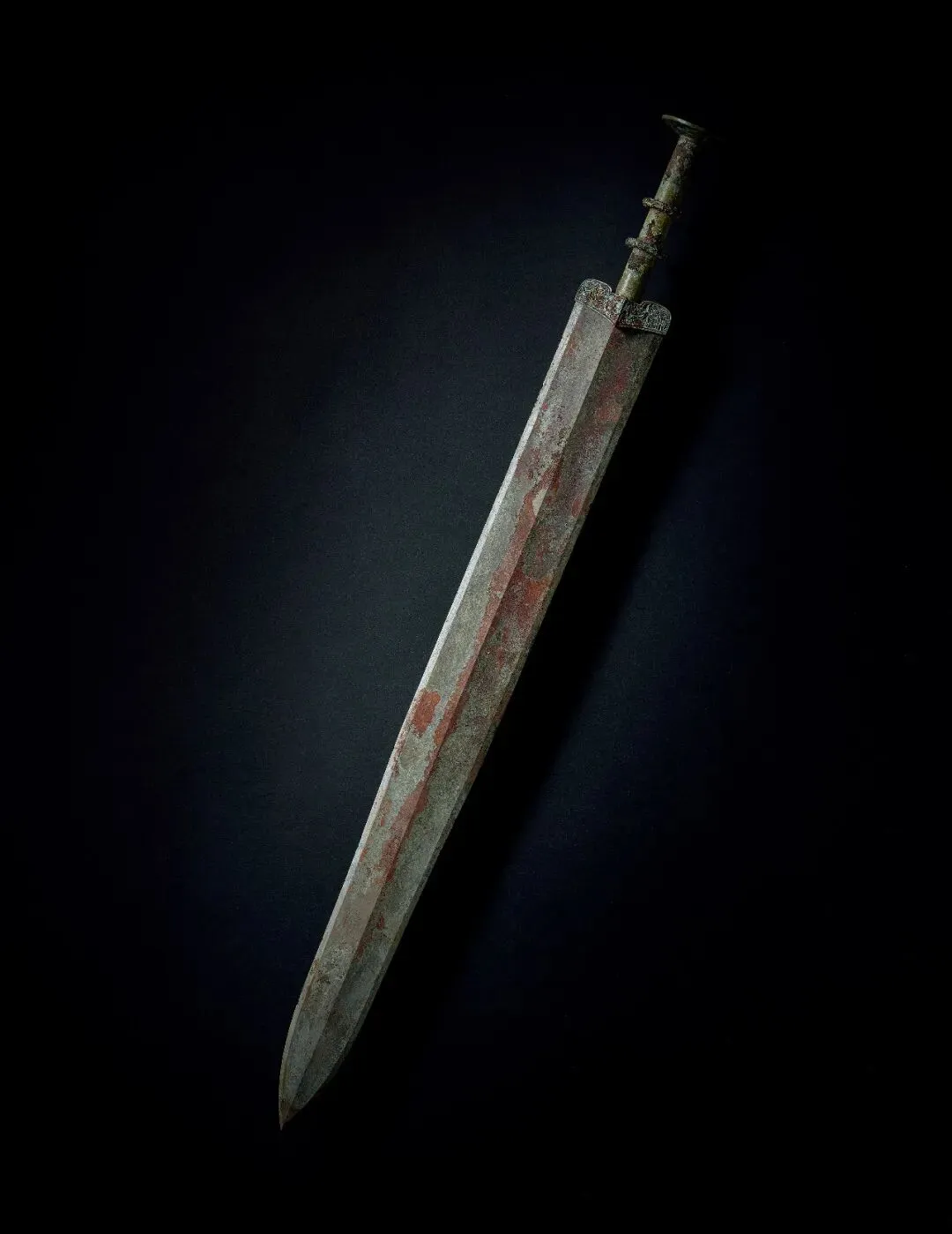 【嘉德香港•春拍】领跑市场丨瓷器工艺品五大专场总揽3.3亿港元!