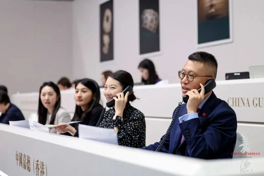 【嘉德香港•春拍】领跑市场丨瓷器工艺品五大专场总揽3.3亿港元!