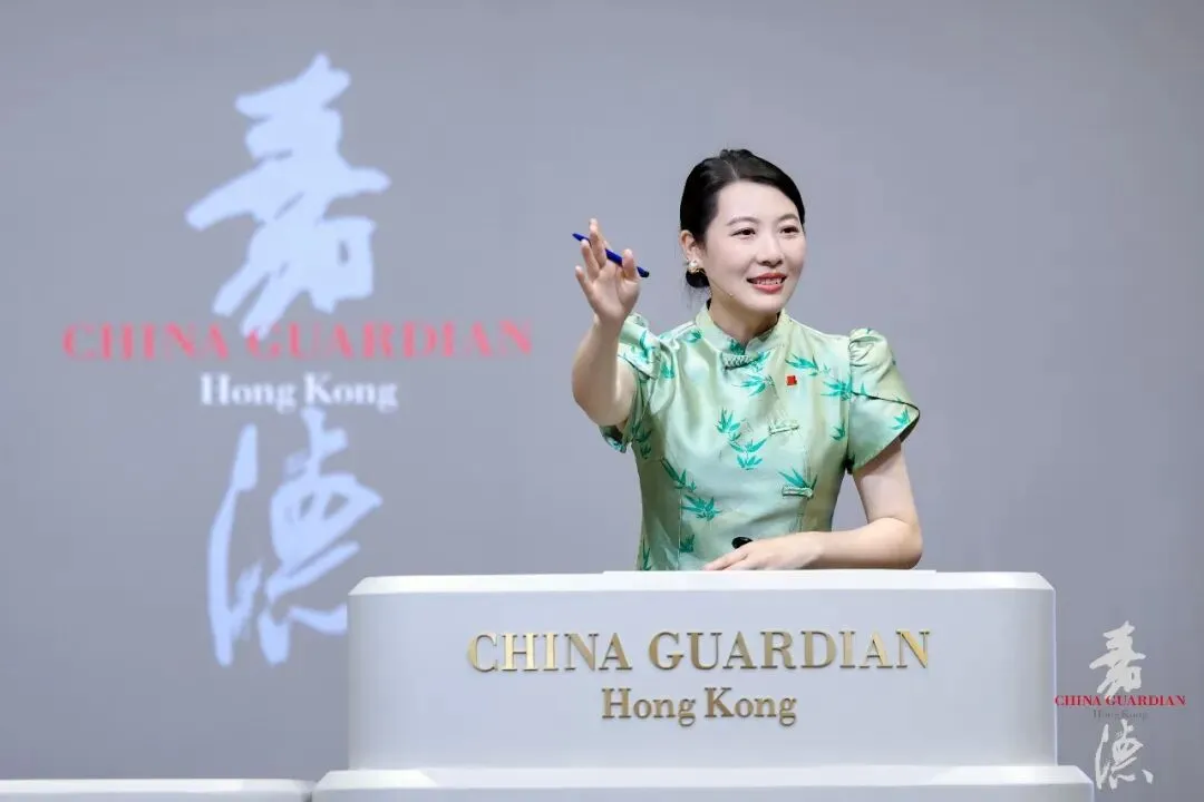 【嘉德香港•春拍】领跑市场丨瓷器工艺品五大专场总揽3.3亿港元!