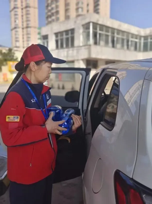 枣庄公司3月开口营销先进员工风采展示