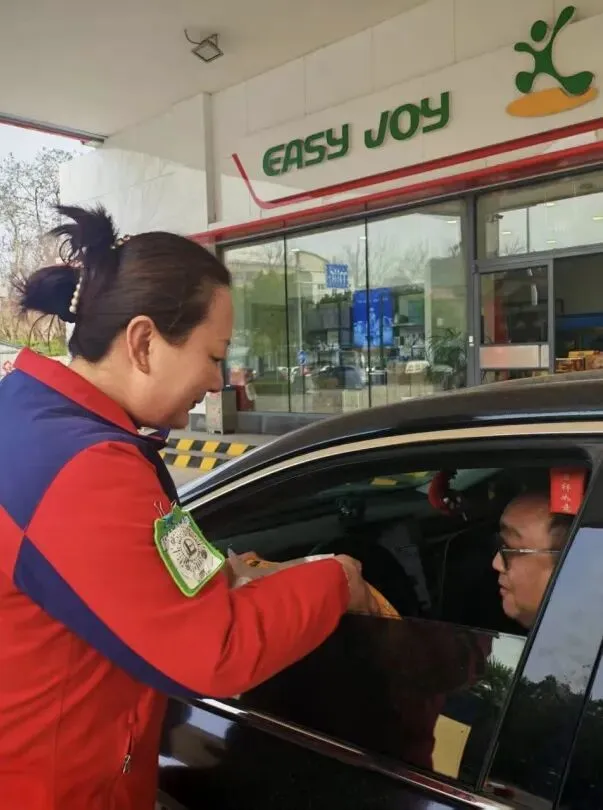 枣庄公司3月开口营销先进员工风采展示