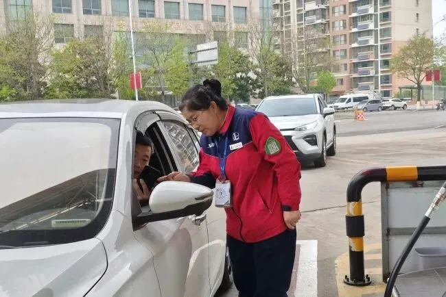 枣庄公司3月开口营销先进员工风采展示