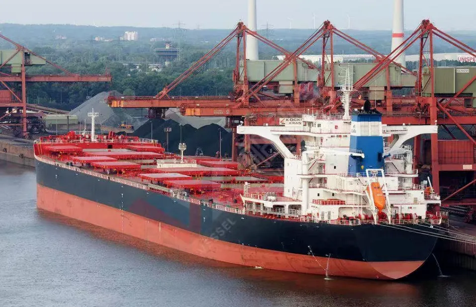 国航远洋正式进军海岬型船市场!