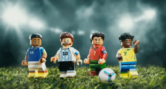 梅西C罗姆巴佩世纪同框:乐高体育营销玩出新高度!