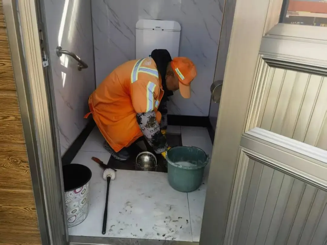 【世基环境】整治市场烟火环境 ,强化作业安全意识!