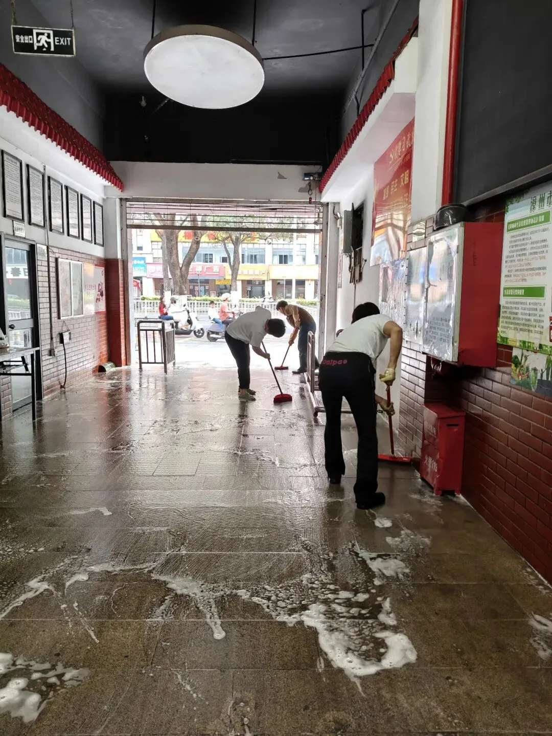 芗城区市场监管局抓实农贸市场及周边城市文明建设,全力保障全省文旅经济发展大会