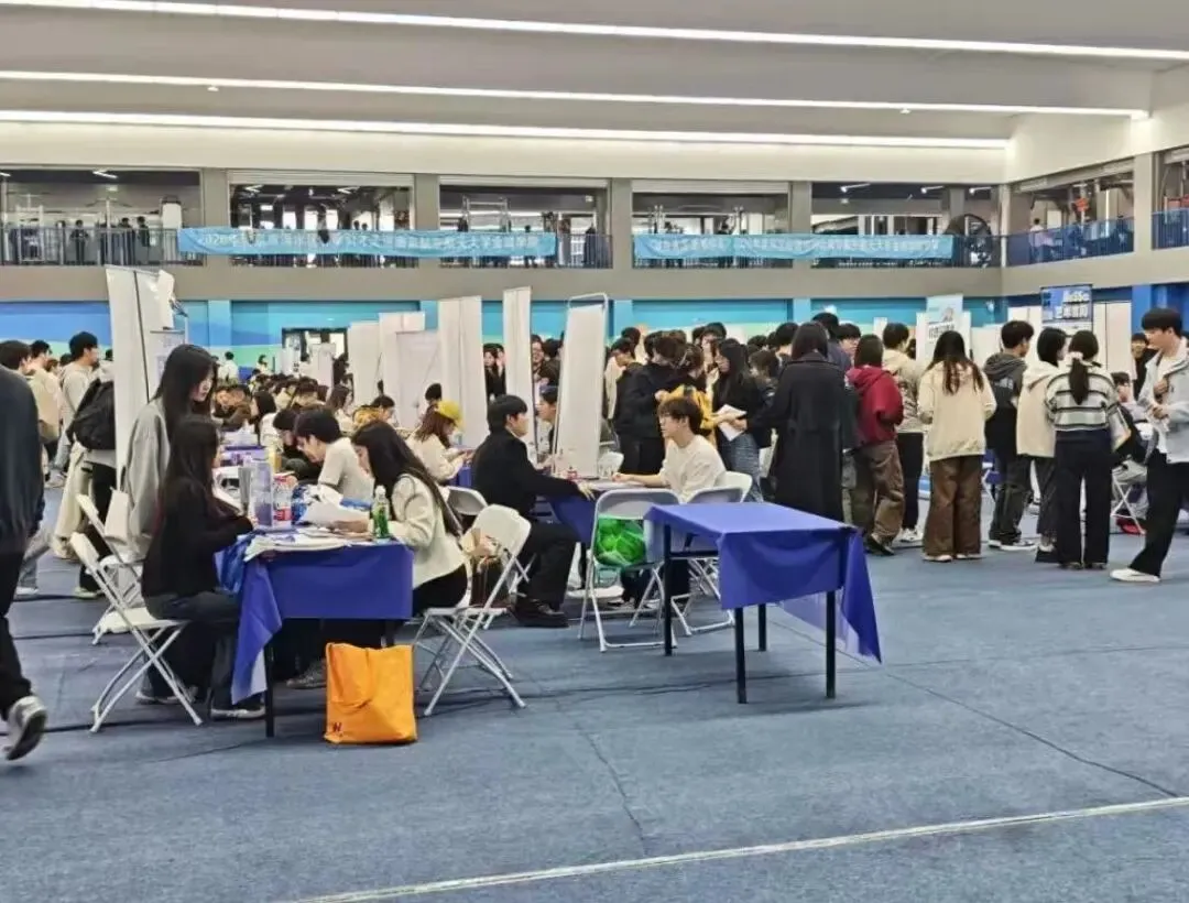 校友助航 | 纸鸢营销走进南航金城学院双选会