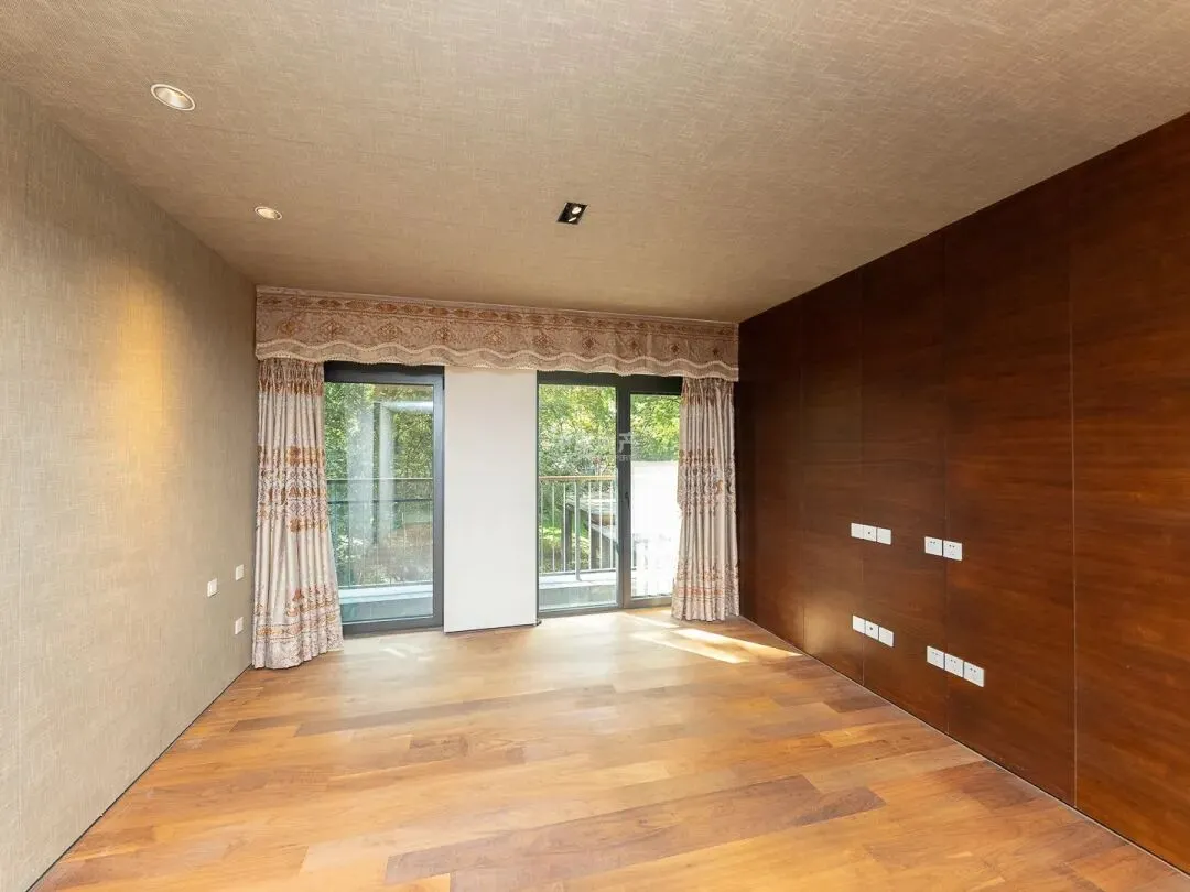 成交量反差的4月份,以及市场祛魅.成交数据更新